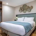 Montcalm 3*