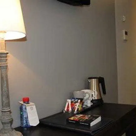 Montcalm Hotel
