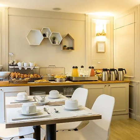 Montcalm Hotel
