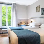 Montcalm 3*