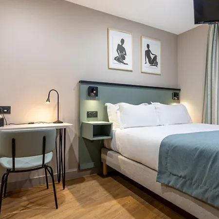 Ξενοδοχείο Montcalm 3*