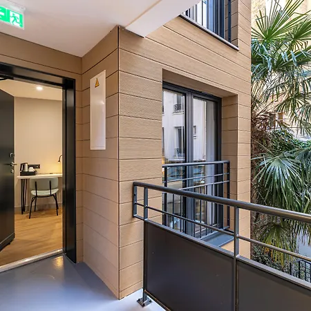 Montcalm Paris