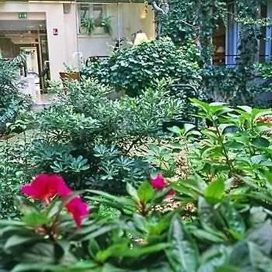 Montcalm Hotell 3*