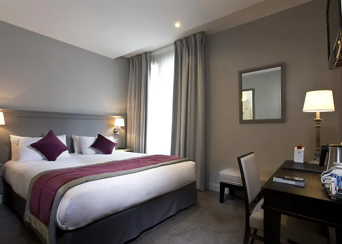 Montcalm 3*