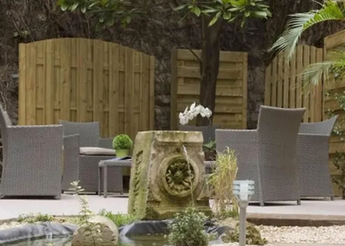 Hotel Montcalm Paris