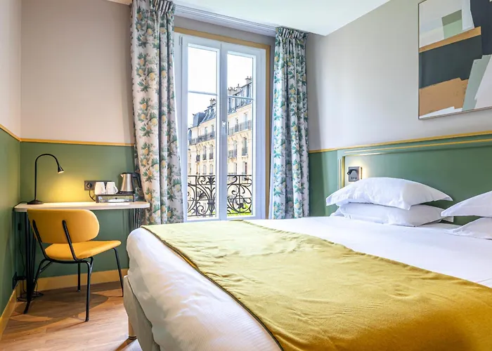 Отель Montcalm 3*