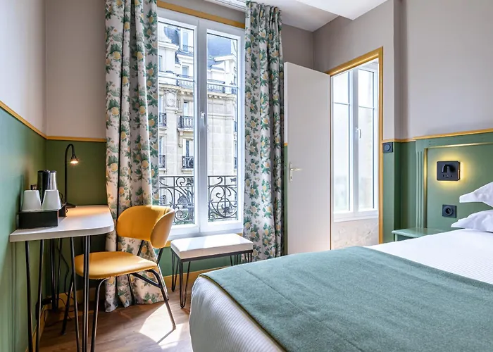 Montcalm Отель Париж