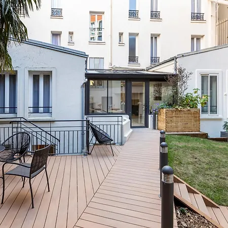 Montcalm Otel Paris